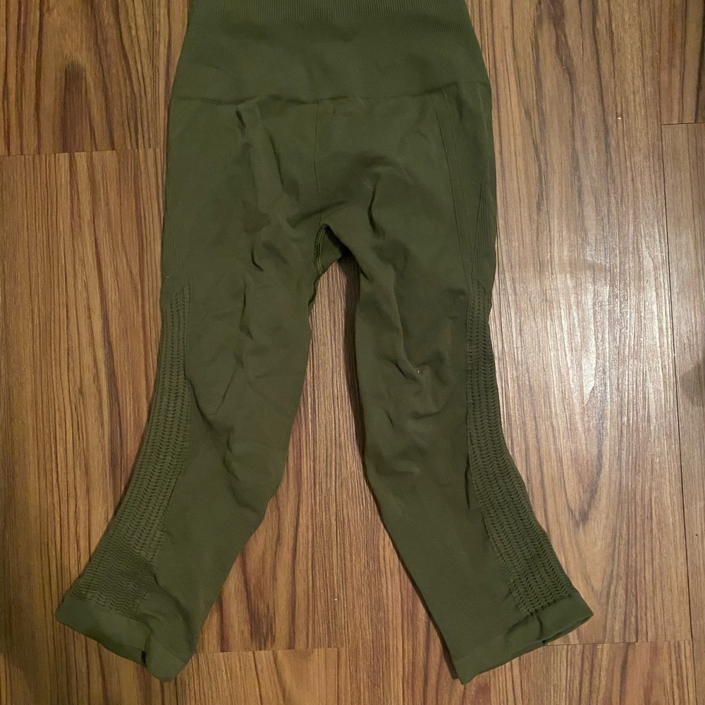 Lulu lemon cropped leggings